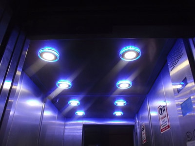 podświetlenie w windzie